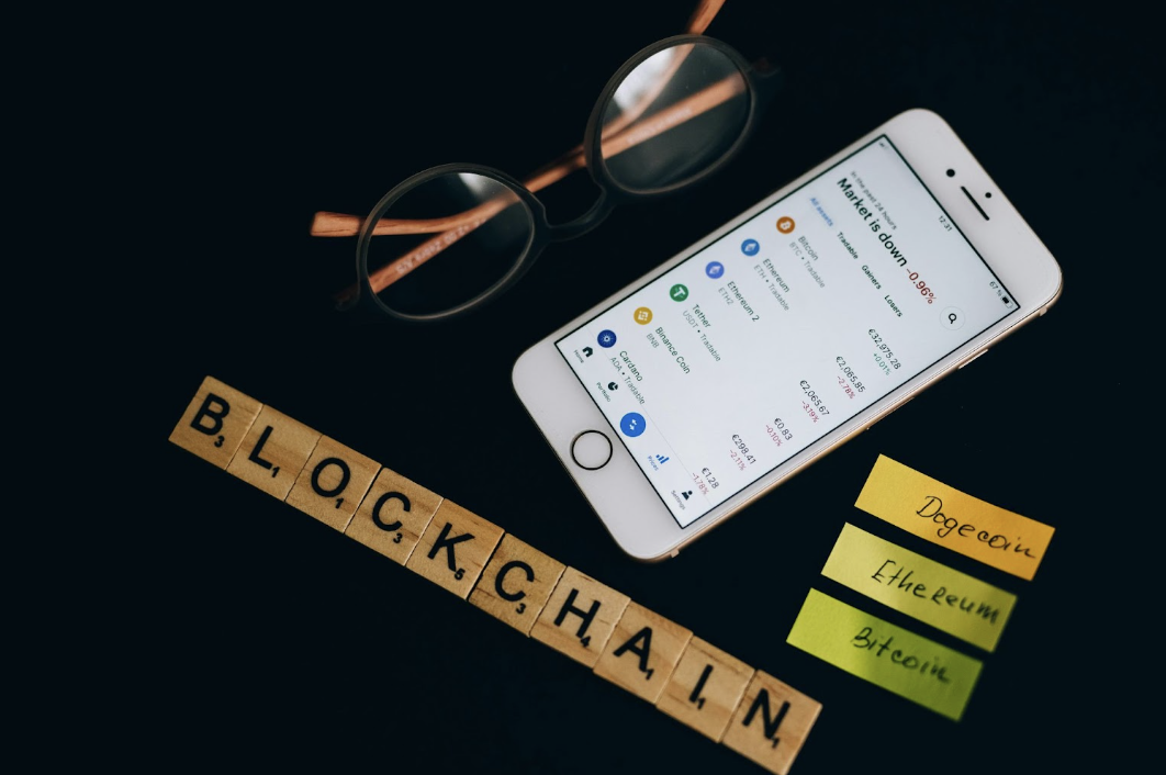 En quoi adopter les cryptomonnaies peut redessiner l’économie des pays ?