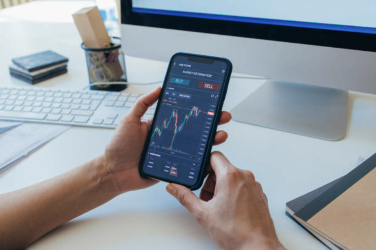 Qu'est-ce que le Day Trading: Avantages, Risques et Opportunités 2025